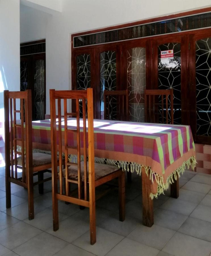 Hotel Santis Hikkaduwa Kültér fotó