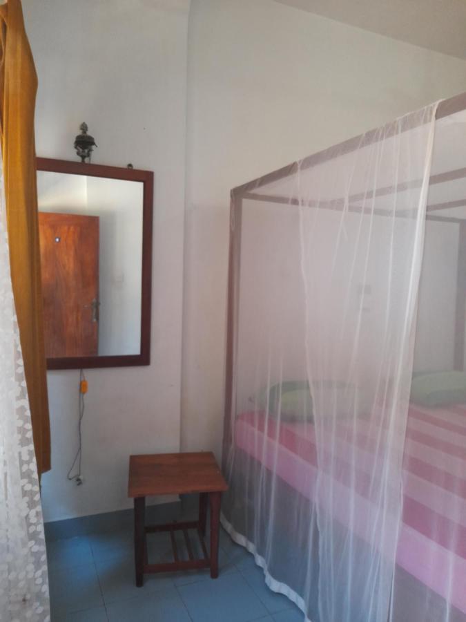 Hotel Santis Hikkaduwa Kültér fotó